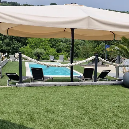 Casa Ma3x With Shared Pool Apartment Koper