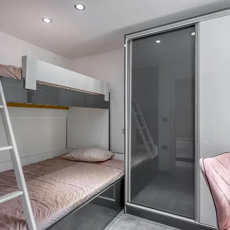 Casa Ma3x With Shared Pool Apartment Koper
