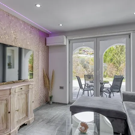 Casa Ma3x With Shared Pool Апартаменты