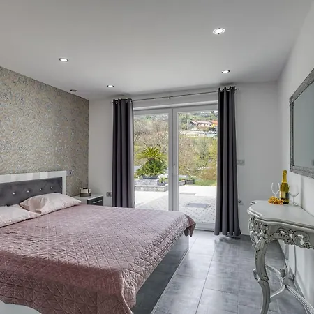 Апартаменты Casa Ma3x With Shared Pool