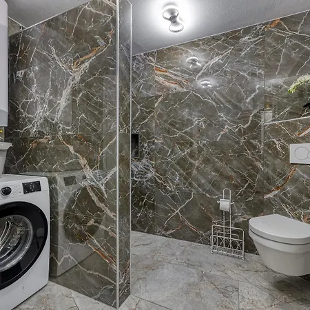 Casa Ma3x With Shared Pool * Koper