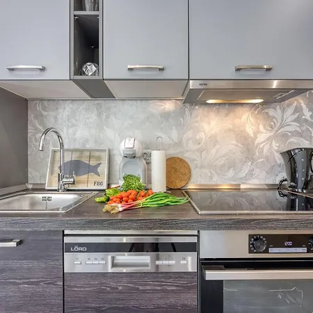 Casa Ma3x With Shared Pool Apartment Koper