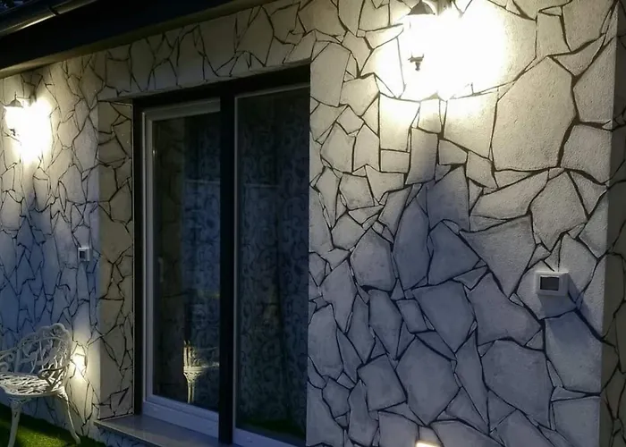 Casa Ma3x With Shared Pool Koper