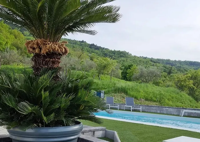 Casa Ma3x With Shared Pool Apartman Koper