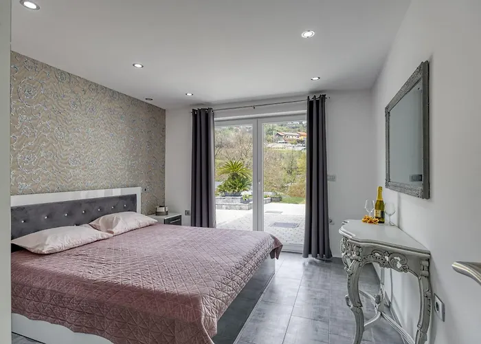 Apartman Casa Ma3x With Shared Pool